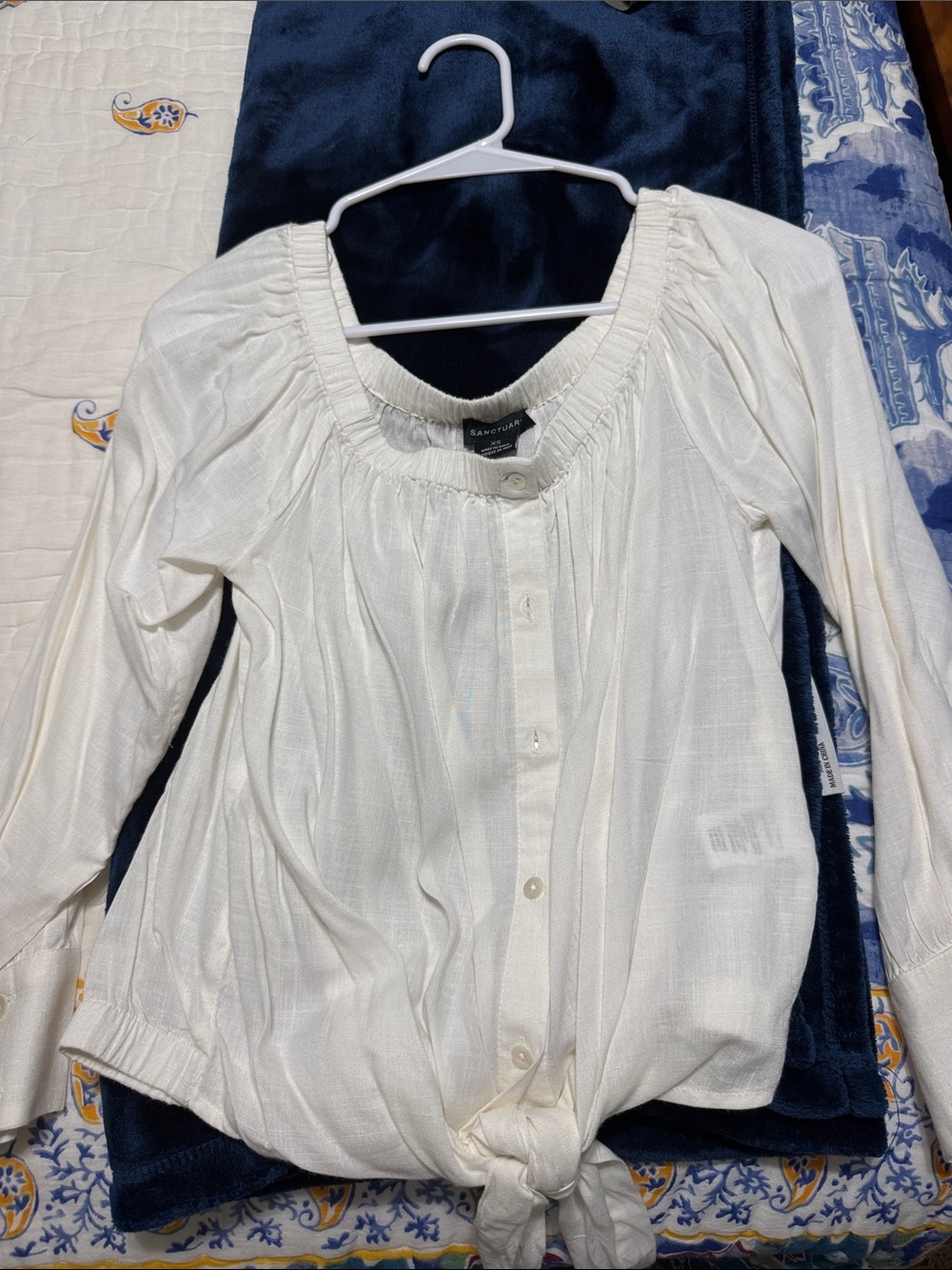 Sanctuary Cream Tie-Front Peasant Blouse
